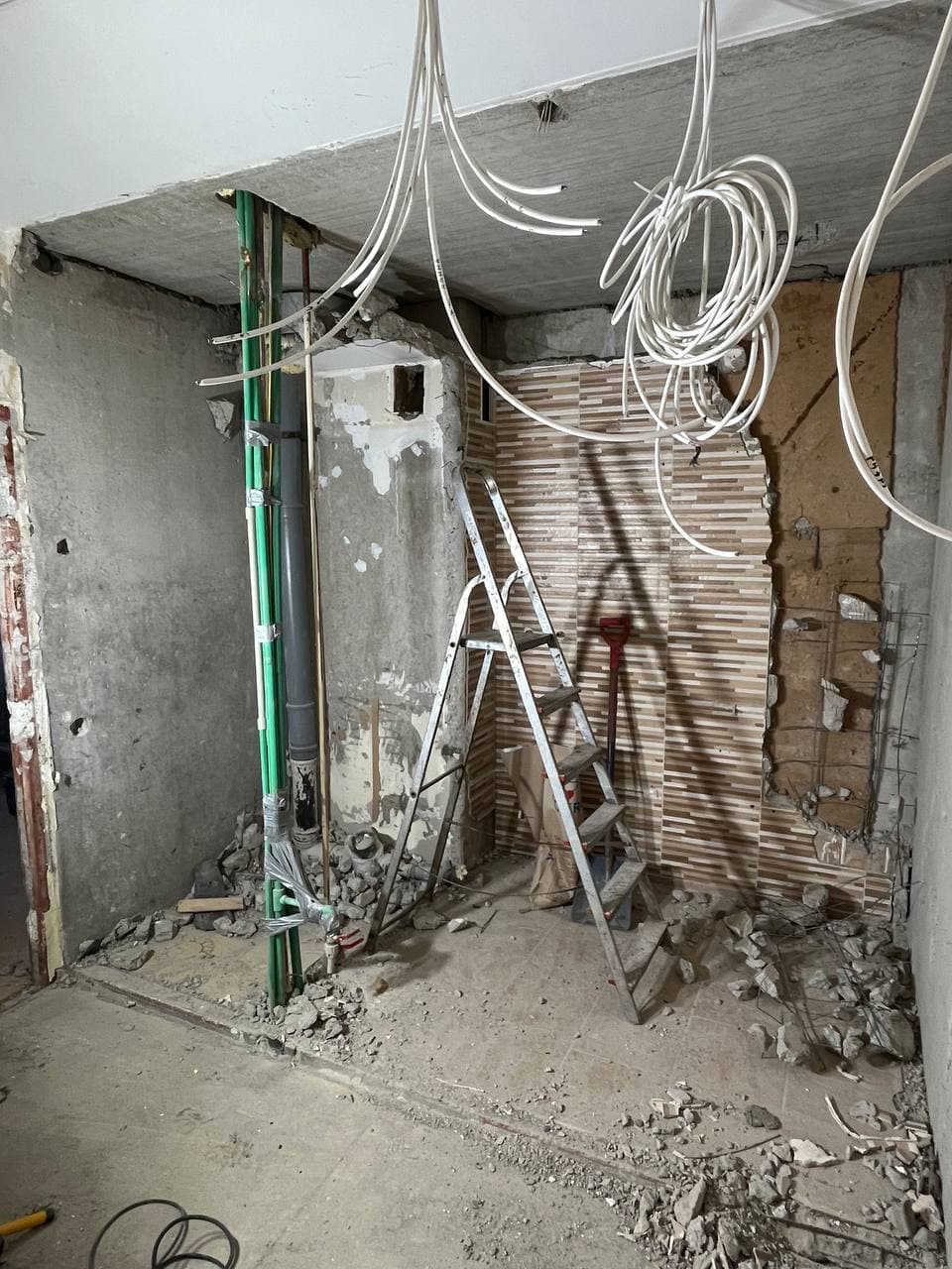 Vannitoa demontaaž Läänemere teel – enne 2